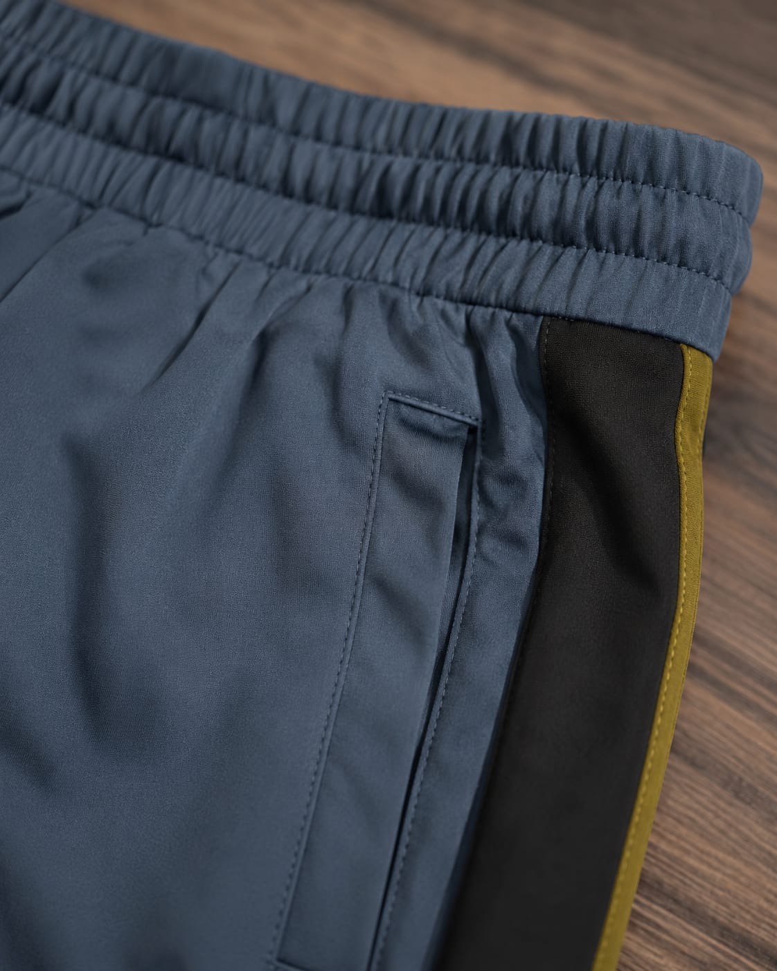 Men's Premium Contrast Side Panel Track Pants